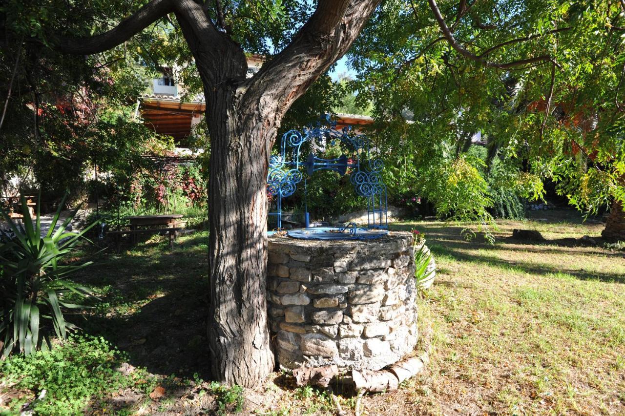 Villa Theodora View Apartments Thalia อายีโอส เยออร์ยิโอส ปากอน ภายนอก รูปภาพ